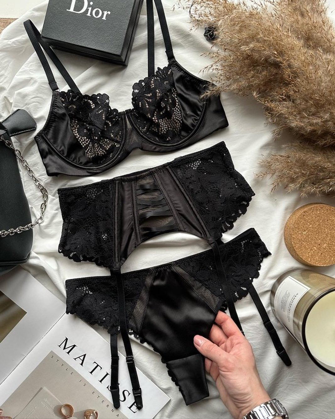 Elegant White Satin &amp; Floral Lace Lingerie Set (Bralette + Garter Belt + Panty) - Romantic Retro Style Intimate Wear